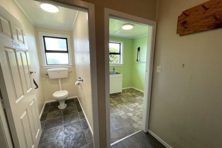 Photo of property in 35 Brown Street, Inglewood, 4330