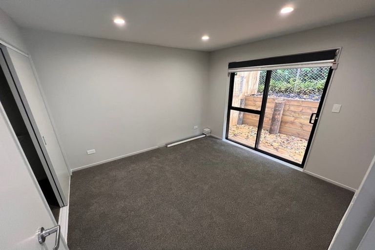 Photo of property in 17a Knox Road, Swanson, Auckland, 0612