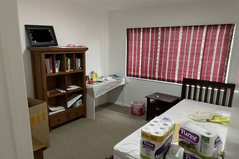 Photo of property in 142 Millhouse Drive, Northpark, Auckland, 2013