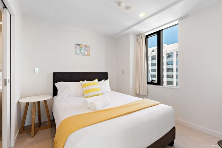 Photo of property in 8a Albany Highway, Greenhithe, Auckland, 0632