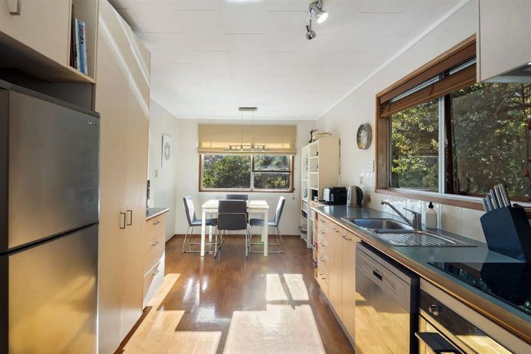 Photo of property in 1 Cranston Street, Torbay, Auckland, 0632