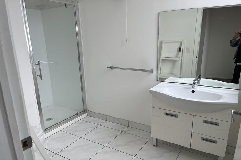 Photo of property in 87 Bay View Road, South Dunedin, Dunedin, 9012