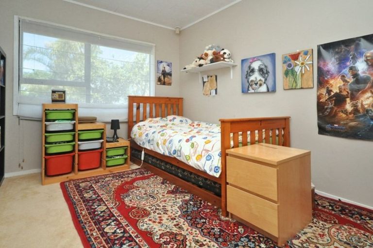 Photo of property in 93 Burundi Avenue, Clendon Park, Auckland, 2103
