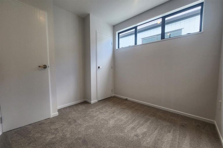 Photo of property in 17 John Gray Street, Papakura, 2110