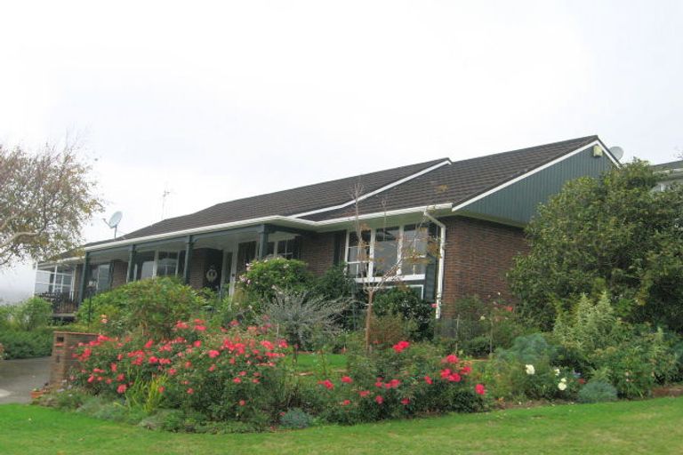 Photo of property in 56 Oriel Avenue, Tawa, Wellington, 5028