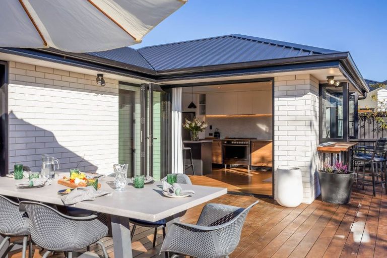 Photo of property in 29 Tara Crescent, Woodend, 7610