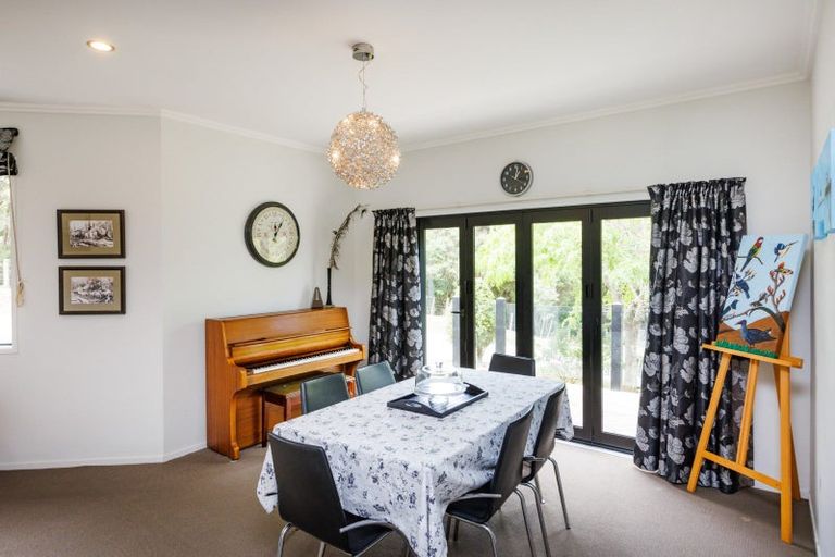Photo of property in 50 Kingsdale Park Drive, Aokautere, Palmerston North, 4471