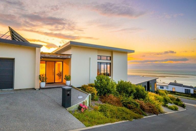 Photo of property in 57 Tresillian Avenue, Marybank, Nelson, 7010