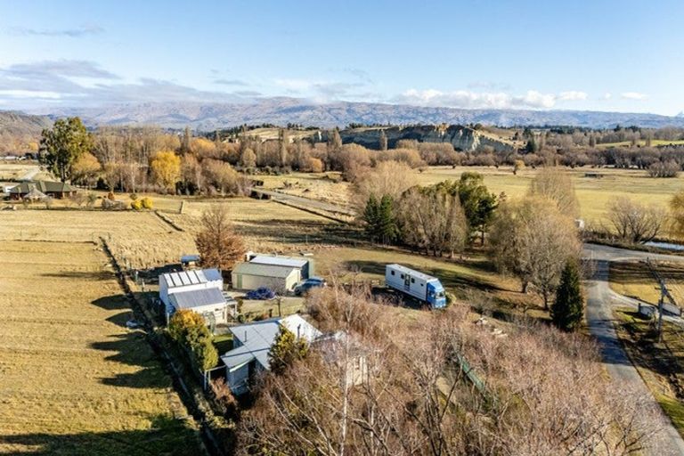 Photo of property in 35 Clare Road, Galloway, Alexandra, 9393