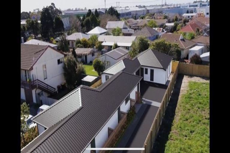 Photo of property in 2/7 Vickerys Road, Wigram, Christchurch, 8042