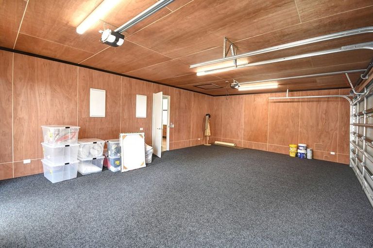 Photo of property in 8 Redwoods Lane, Helensburgh, Dunedin, 9010