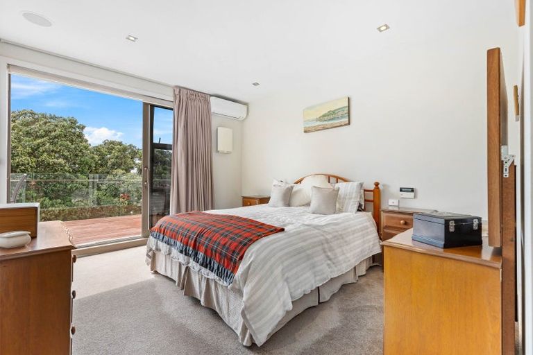 Photo of property in Esplanade Apartments, 9/16 Beach Front Lane, Browns Bay, Auckland, 0630