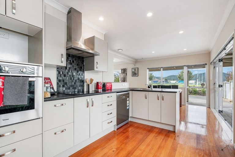 Photo of property in 86 Western Hills Drive, Kensington, Whangarei, 0112
