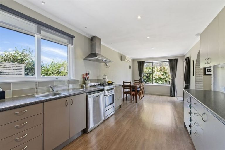 Photo of property in 55 Oriana Crescent, Hornby, Christchurch, 8042