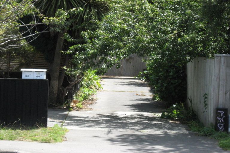 Photo of property in 2/64 Wakefield Avenue, Sumner, Christchurch, 8081
