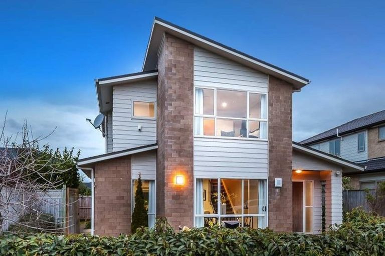 Photo of property in 15 Coolaghy Drive, Flat Bush, Auckland, 2019