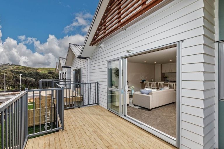 Photo of property in 37 Bight Road, Long Bay, Auckland, 0630