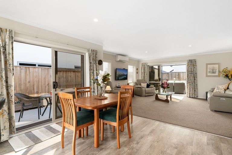 Photo of property in 56 Awataha Crescent, Pyes Pa, Tauranga, 3110