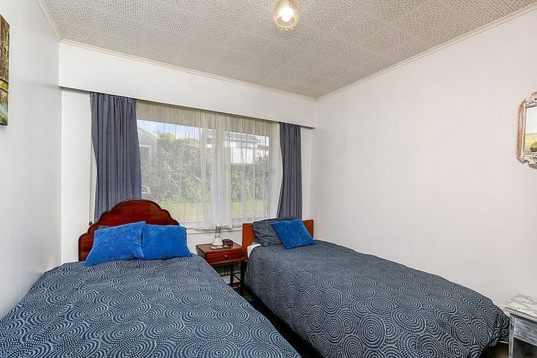 Photo of property in 48 Crownhill Street, Spotswood, New Plymouth, 4310