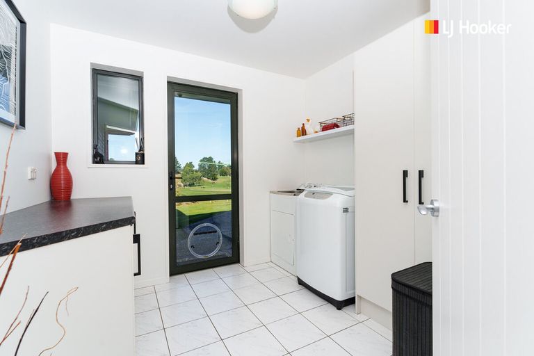 Photo of property in 17 Wavy Knowes Drive, Waldronville, Dunedin, 9018