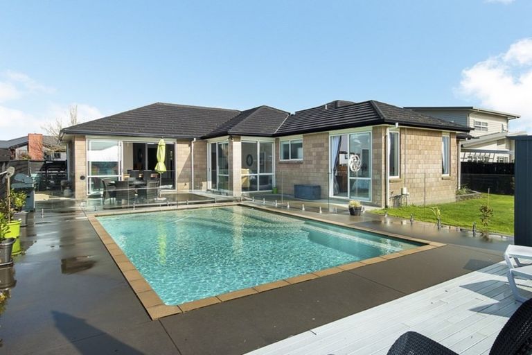 Photo of property in 15 Top Road, Pukekohe, 2120