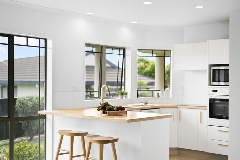 Photo of property in 12 Ryegrass Dell, Welcome Bay, Tauranga, 3112