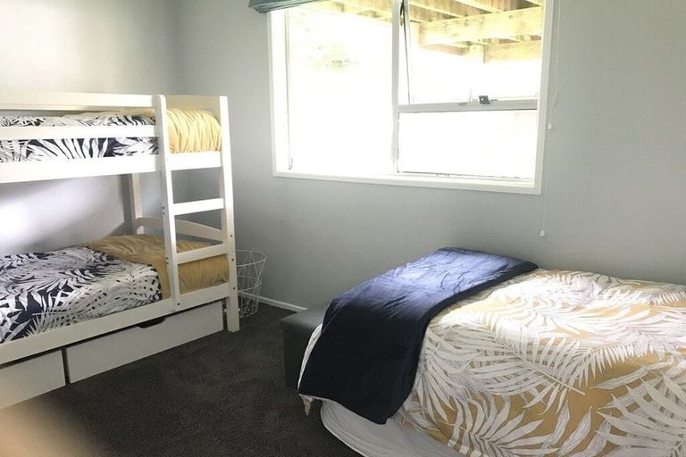 Photo of property in 10 Konini Crescent, Waikanae Beach, Waikanae, 5036