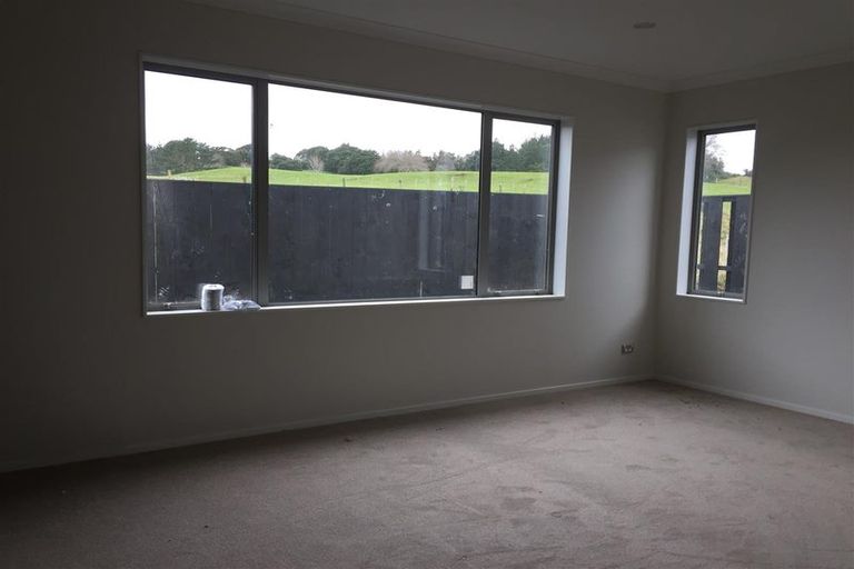 Photo of property in 9 Kato Way, Pukekohe, 2120