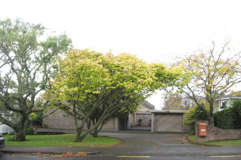 Photo of property in 111 Mellons Bay Road, Mellons Bay, Auckland, 2014