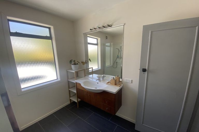 Photo of property in 239 Weston Road, St Albans, Christchurch, 8052