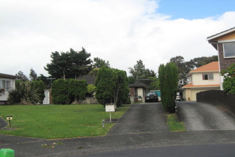 Photo of property in 1/24 Challen Close, Conifer Grove, Takanini, 2112