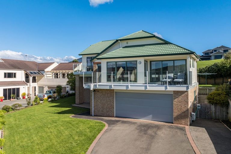 Photo of property in 12 Bowsprit Way, Whitby, Porirua, 5024