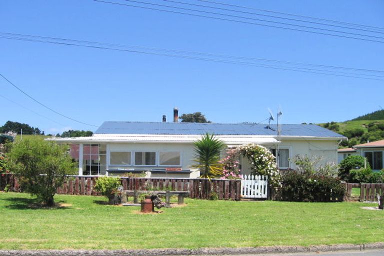 Photo of property in 90 Kawhia Street, Kawhia, 3889