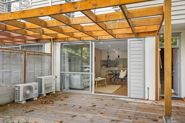 Photo of property in 11 Kauri Drive, Takanini, 2112