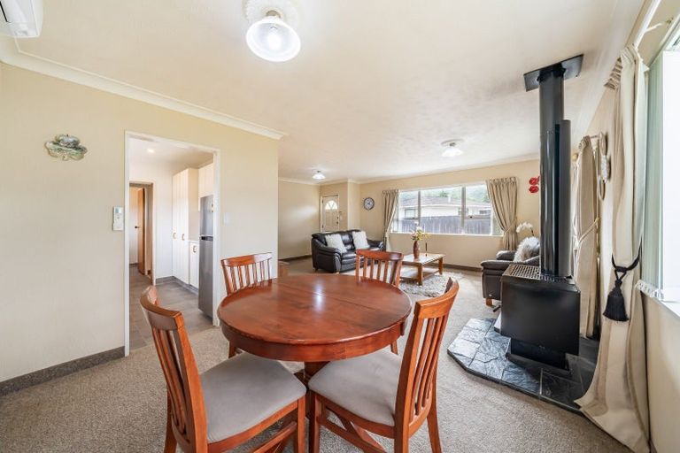 Photo of property in 33 Shanly Street, Brown Owl, Upper Hutt, 5018