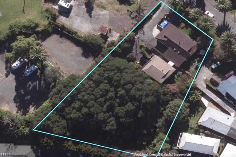 Photo of property in 3/1 Claude Brookes Drive, Henderson, Auckland, 0612