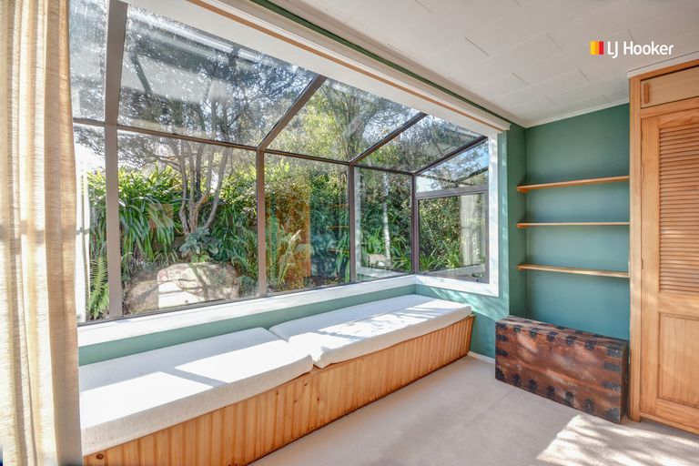 Photo of property in 8 Dickson Street, Macandrew Bay, Dunedin, 9014