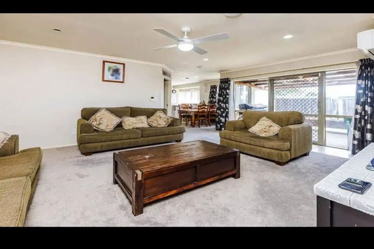 Photo of property in 52 Foxlaw Street, Randwick Park, Auckland, 2105