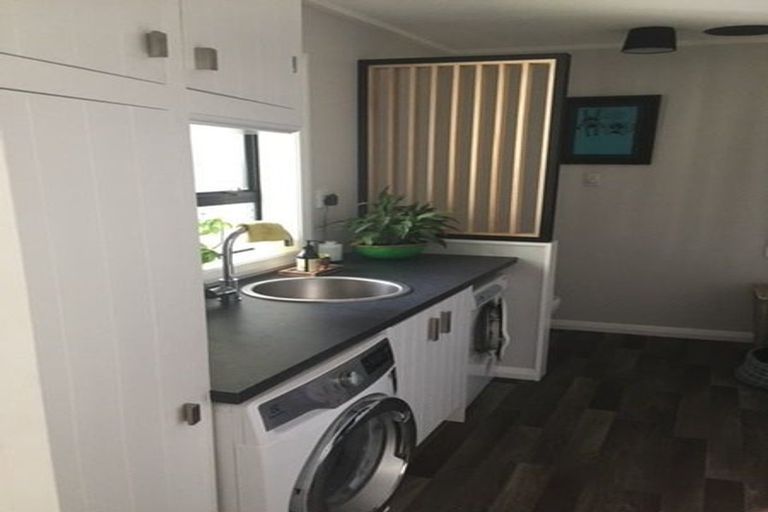 Photo of property in 74 Muller Road, Blenheim, 7201