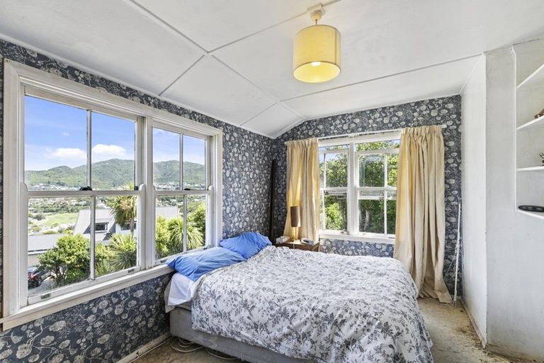 Photo of property in 27a Victory Avenue, Karori, Wellington, 6012