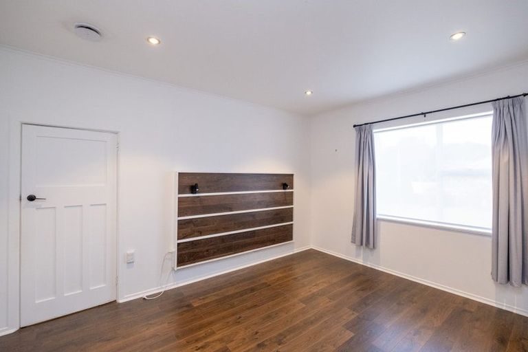 Photo of property in 13 Collins Street, Hawera, 4610