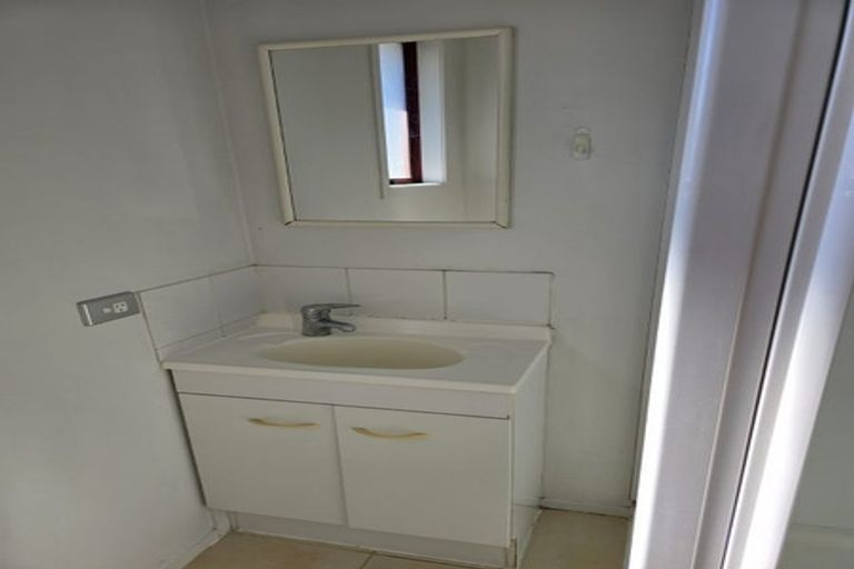 Photo of property in 39 James Street, Mangere East, Auckland, 2024