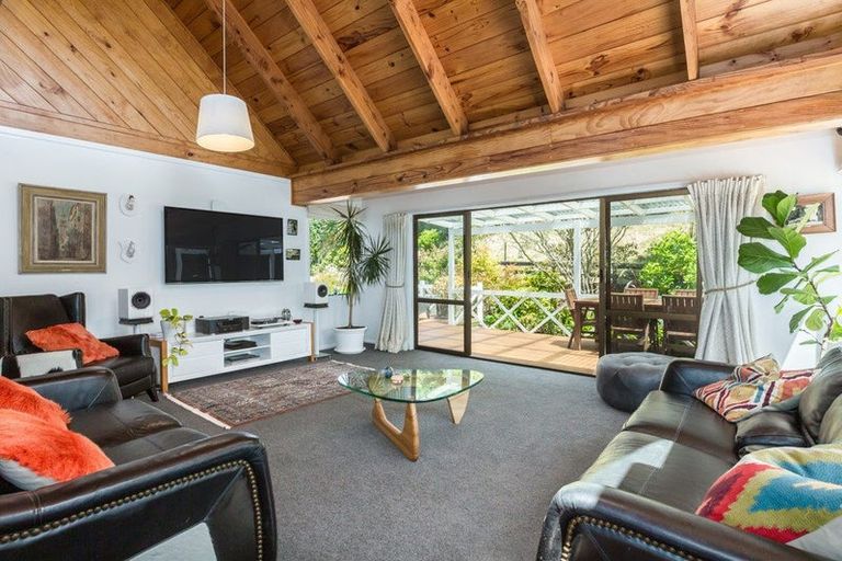 Photo of property in 87b Joseph Banks Drive, Whitby, Porirua, 5024