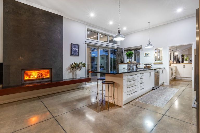 Photo of property in 28 Saint Laurent Way, Ohau, Levin, 5570