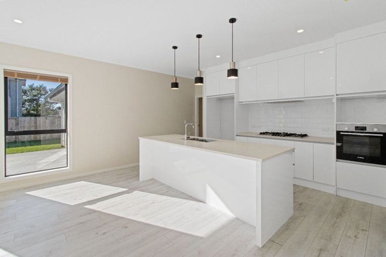 Photo of property in 16 Faber Place, Rototuna North, Hamilton, 3210