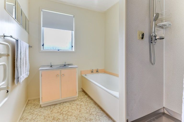 Photo of property in 38a Livingstone Avenue, Nawton, Hamilton, 3200