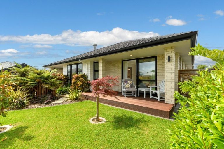 Photo of property in 2 Vesey Drive, Katikati, 3129
