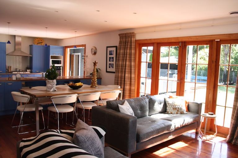 Photo of property in 45 Norwood Street, Beckenham, Christchurch, 8023