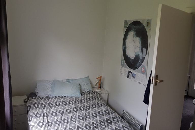 Photo of property in 33 Joyce Crescent, Ilam, Christchurch, 8041