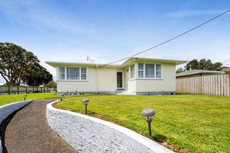 Photo of property in 234 Egmont Street, Patea, 4520